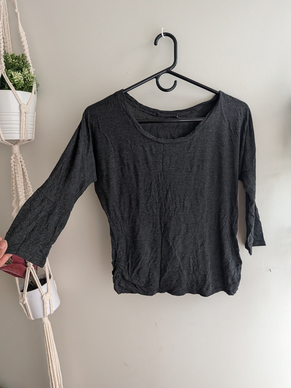 Women’s Charcoal Long Sleeve Scoop Neck Tee